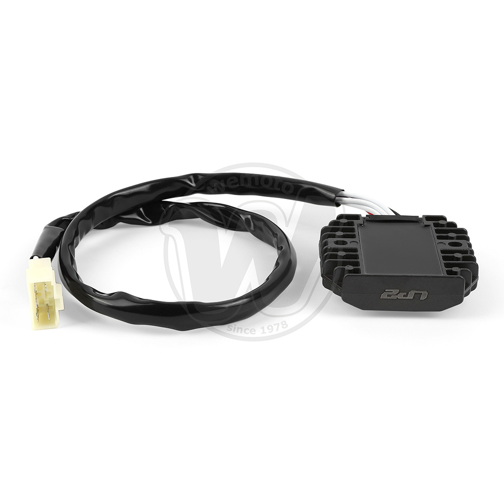 0LR8785_ad7541 two.jpg